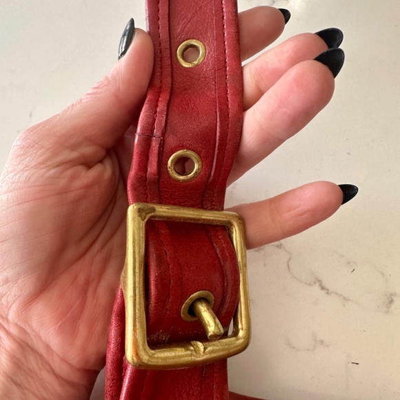 Red Vintage Coach Crossbody Bag - Picture 3 of 6